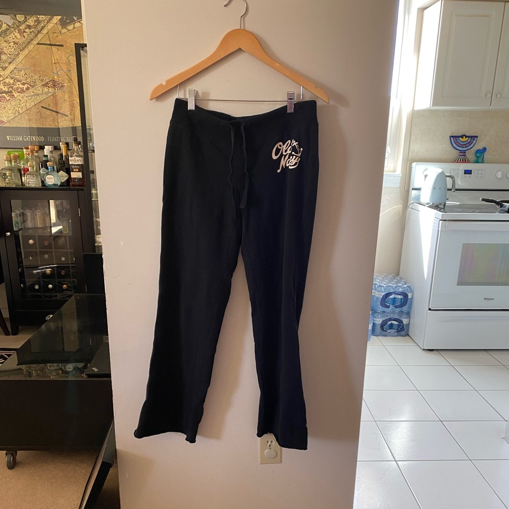 Old Navy black sweat pants